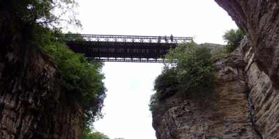 Most v Lapani nad kaňjonem - cíl závodu